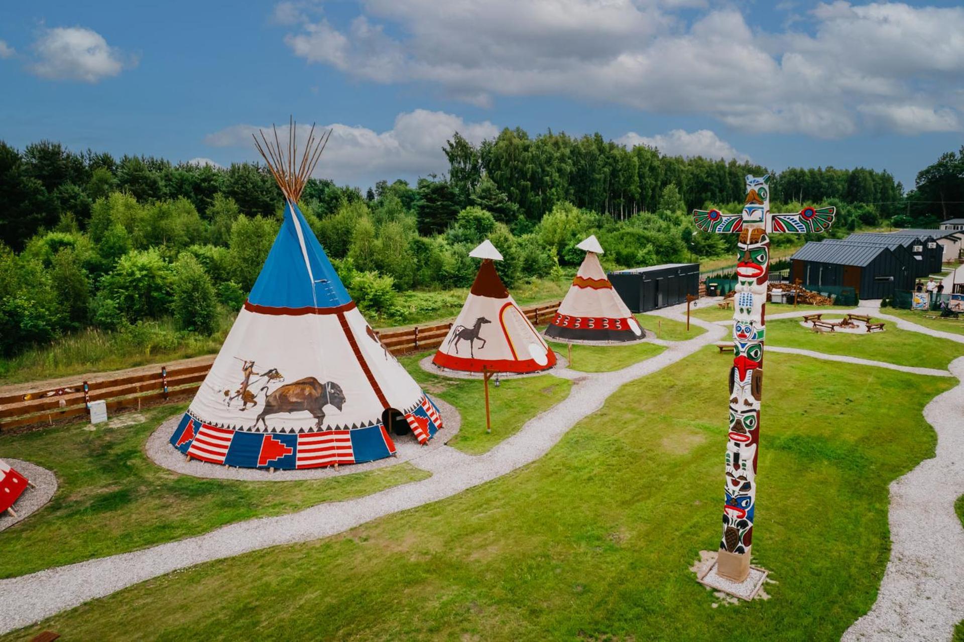 Indiana Camp - 150 M Od Suntago Park Hotel Grabce-Towarzystwo Luaran gambar