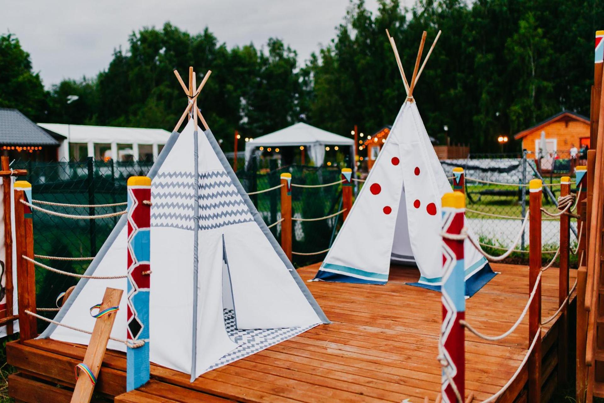 Indiana Camp - 150 M Od Suntago Park Hotel Grabce-Towarzystwo Luaran gambar